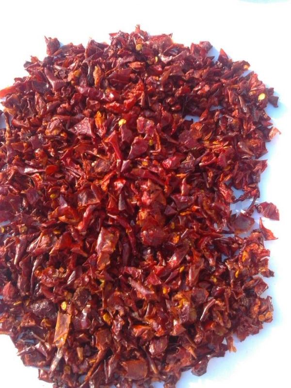 100% zuivere Natuurlijke Droge Groene paprikakorrels/Verpletterde Groene paprika 3 * 3mm Grootte